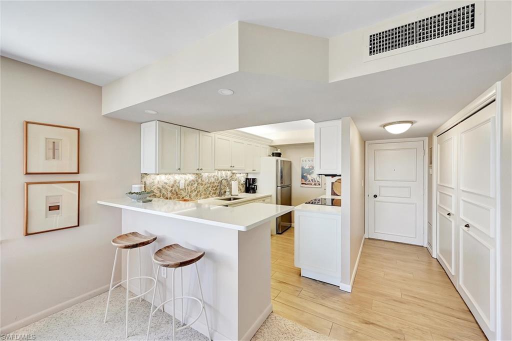 2150 GULF SHORE BLVD N 703