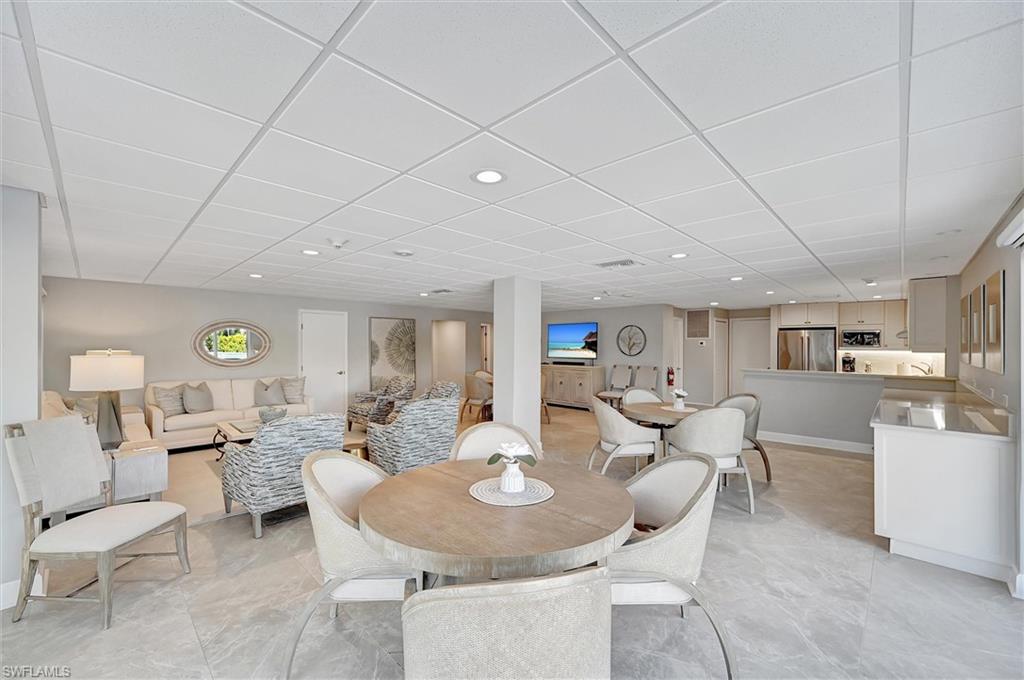 2150 GULF SHORE BLVD N 703