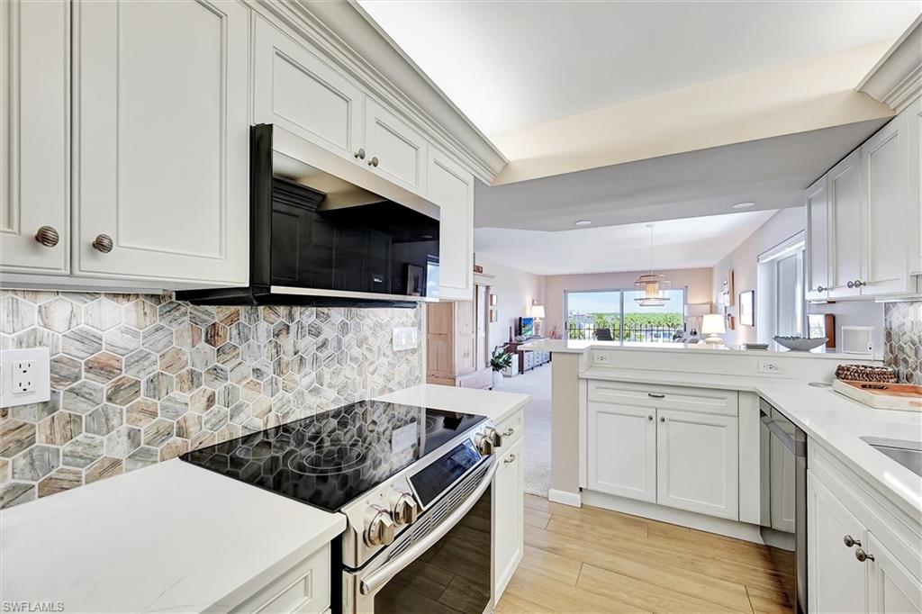 2150 GULF SHORE BLVD N 703