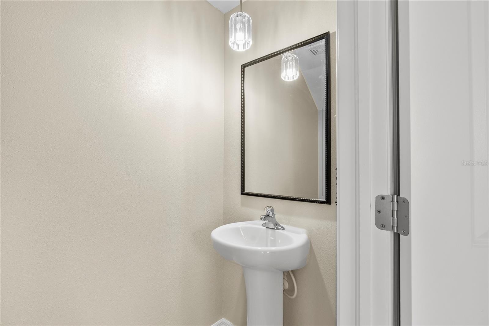 7230 SWEET ALYSSUM CT