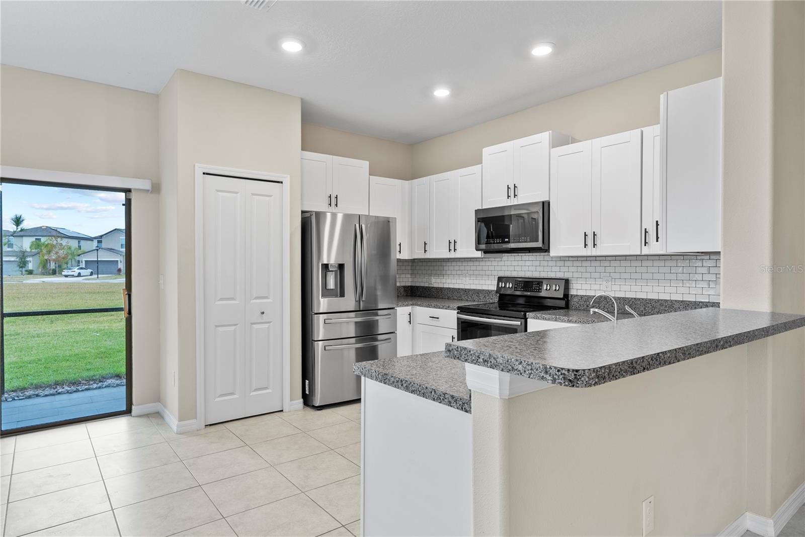 7230 SWEET ALYSSUM CT