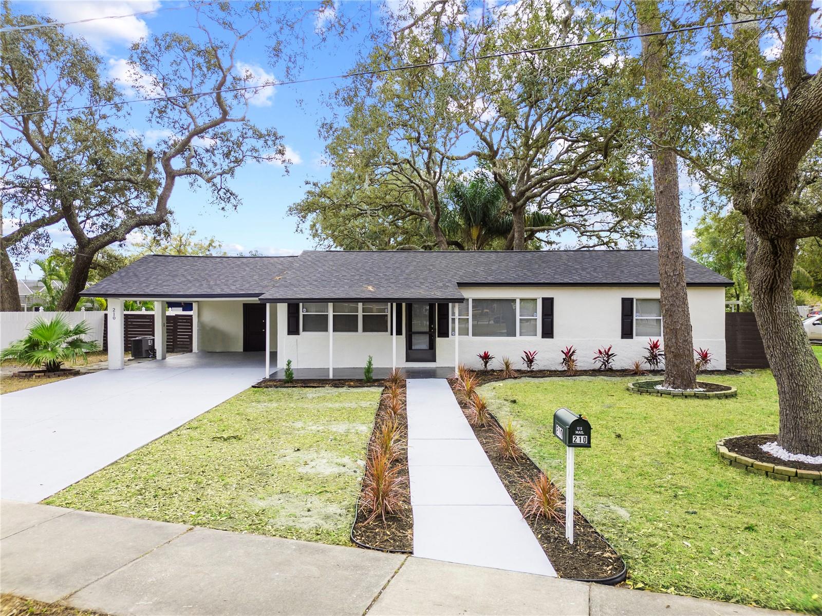 210 W FLORILAND AVE
