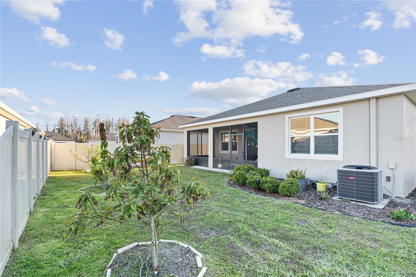 1092 PIPESTONE PL