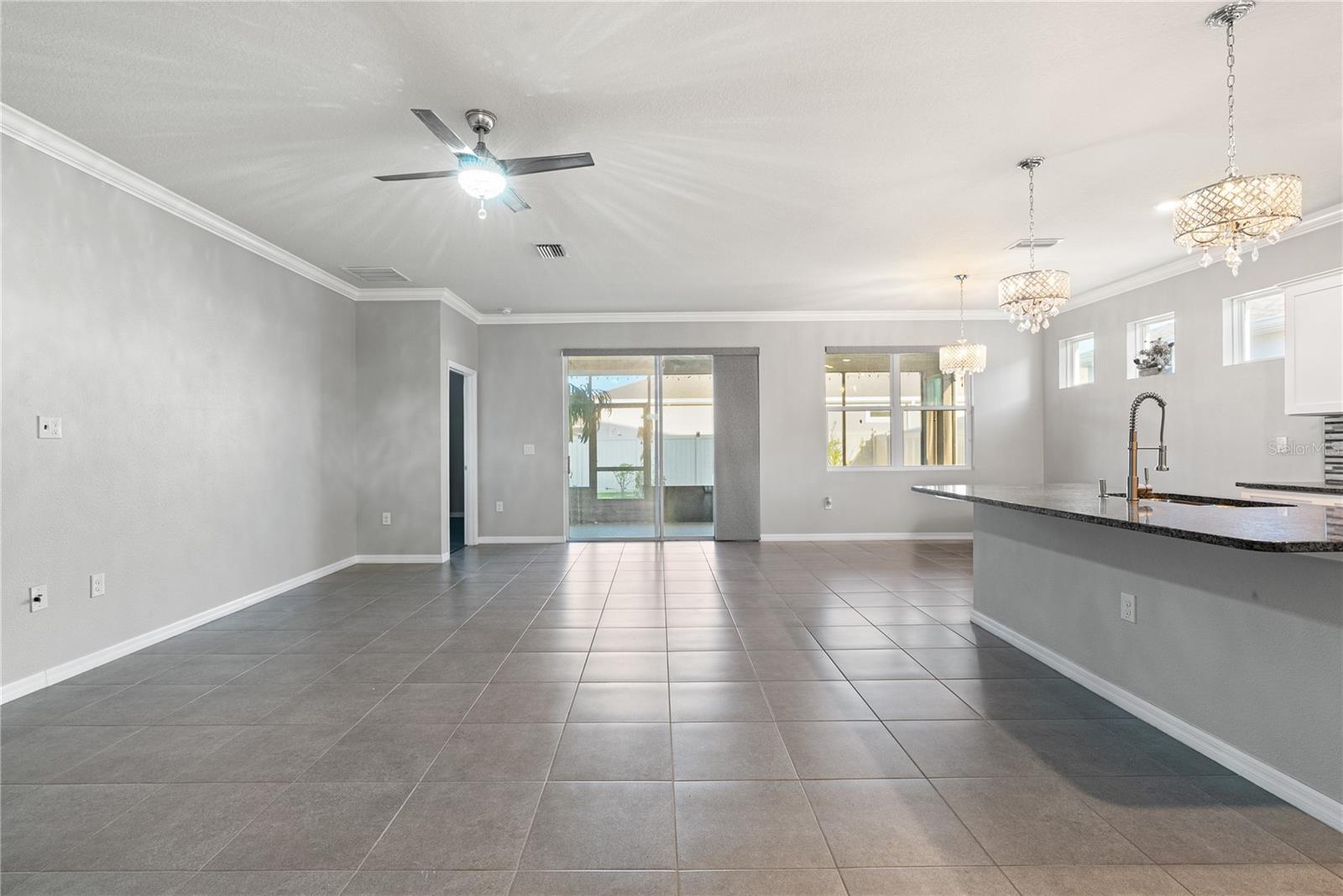 1092 PIPESTONE PL