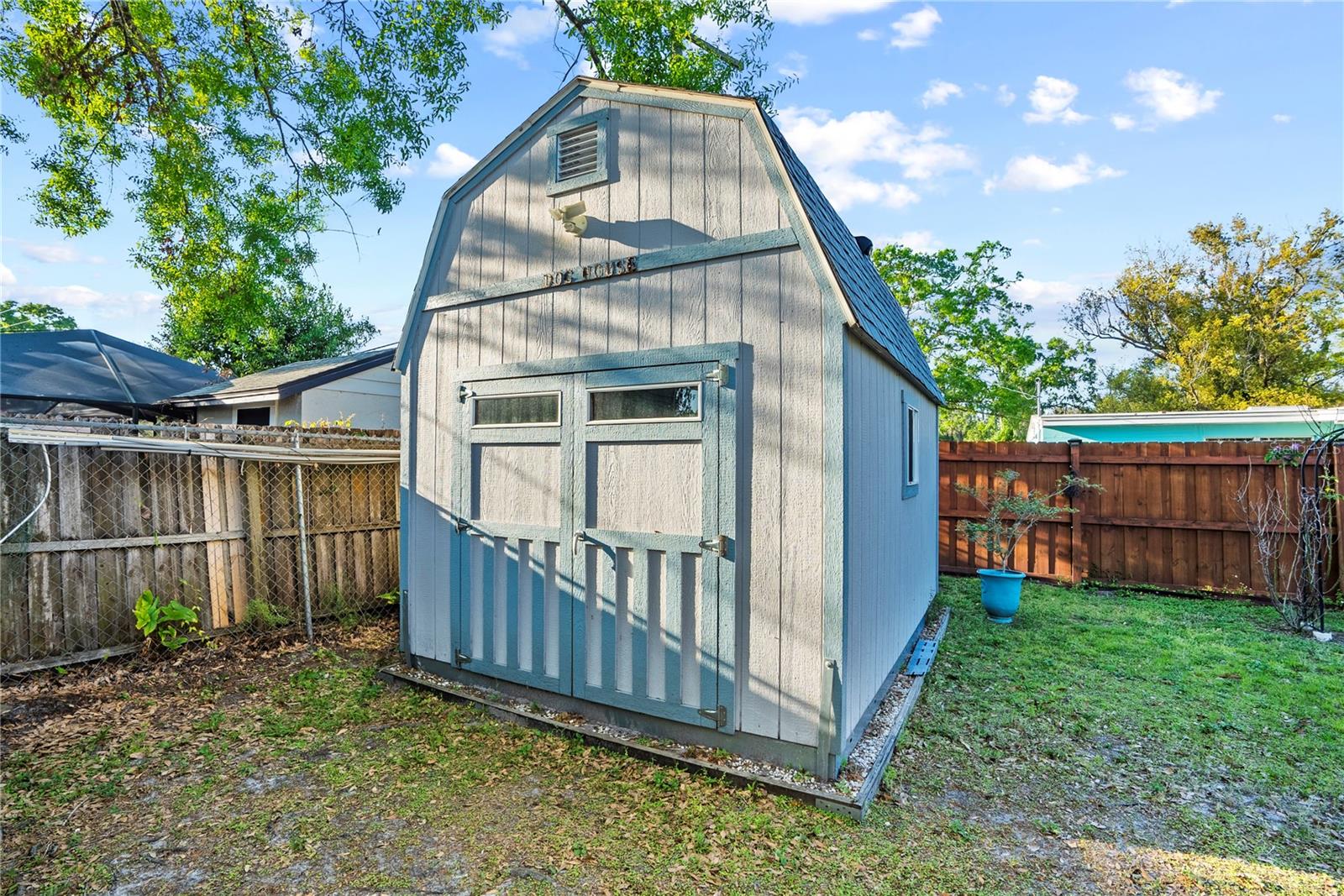 510 BROXBURN AVE