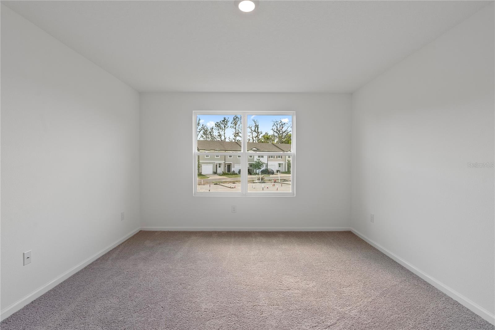 6159 CALLE OCHOA ST