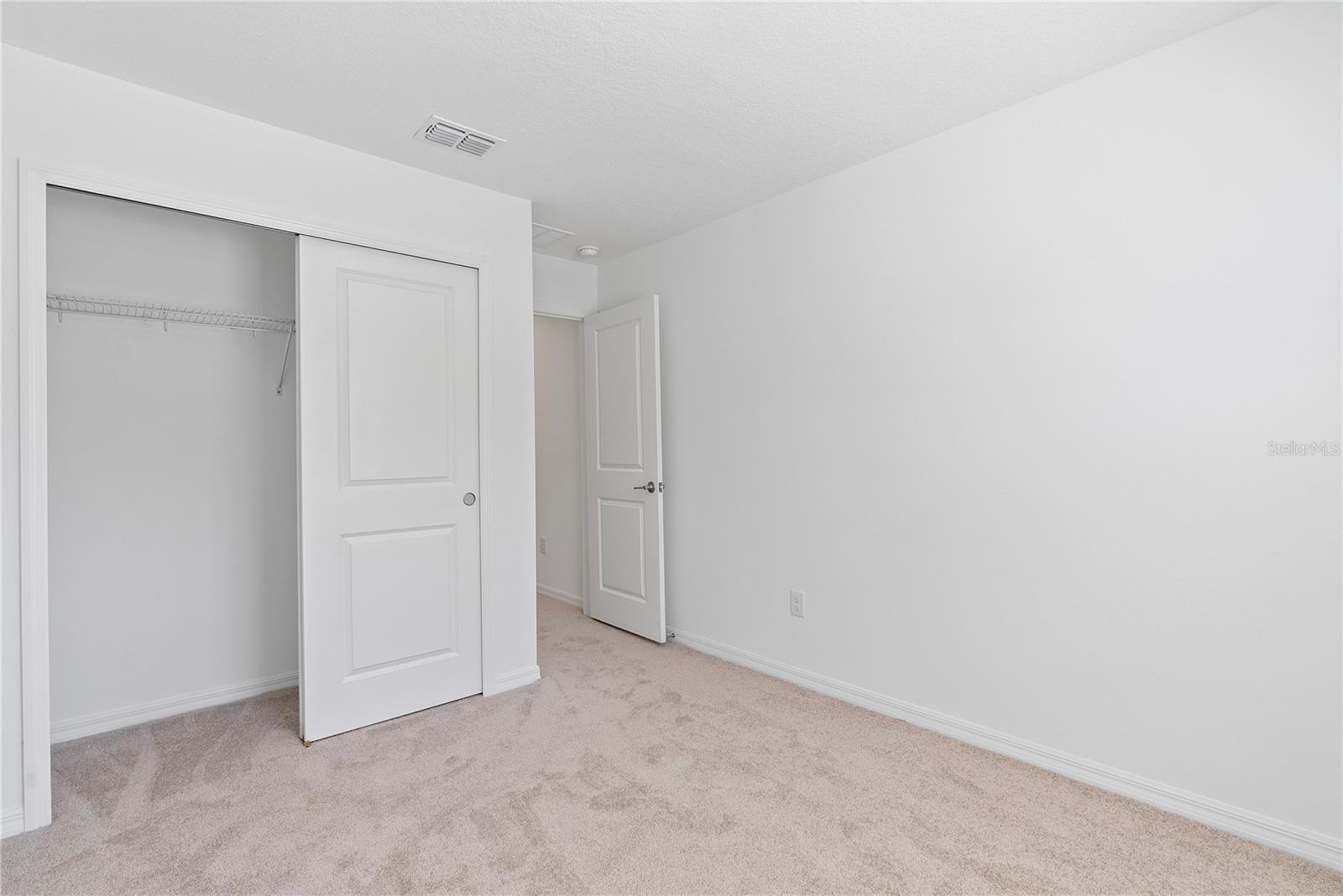 2128 HALLIER CV