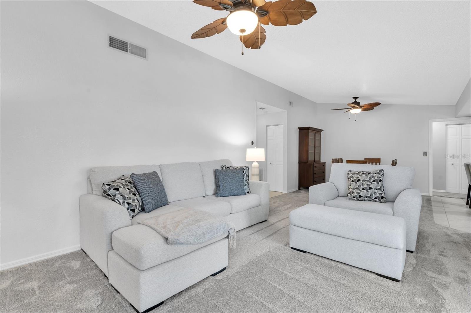 1428 CHESTERFIELD DR