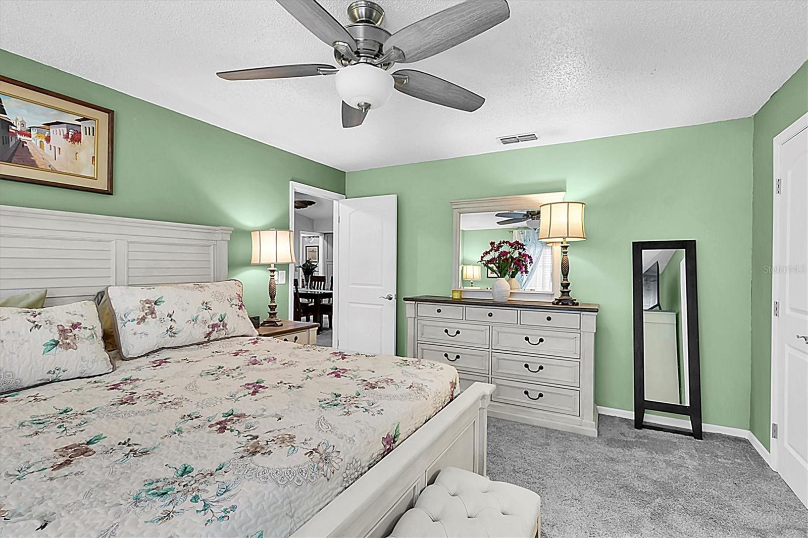 1428 CHESTERFIELD DR