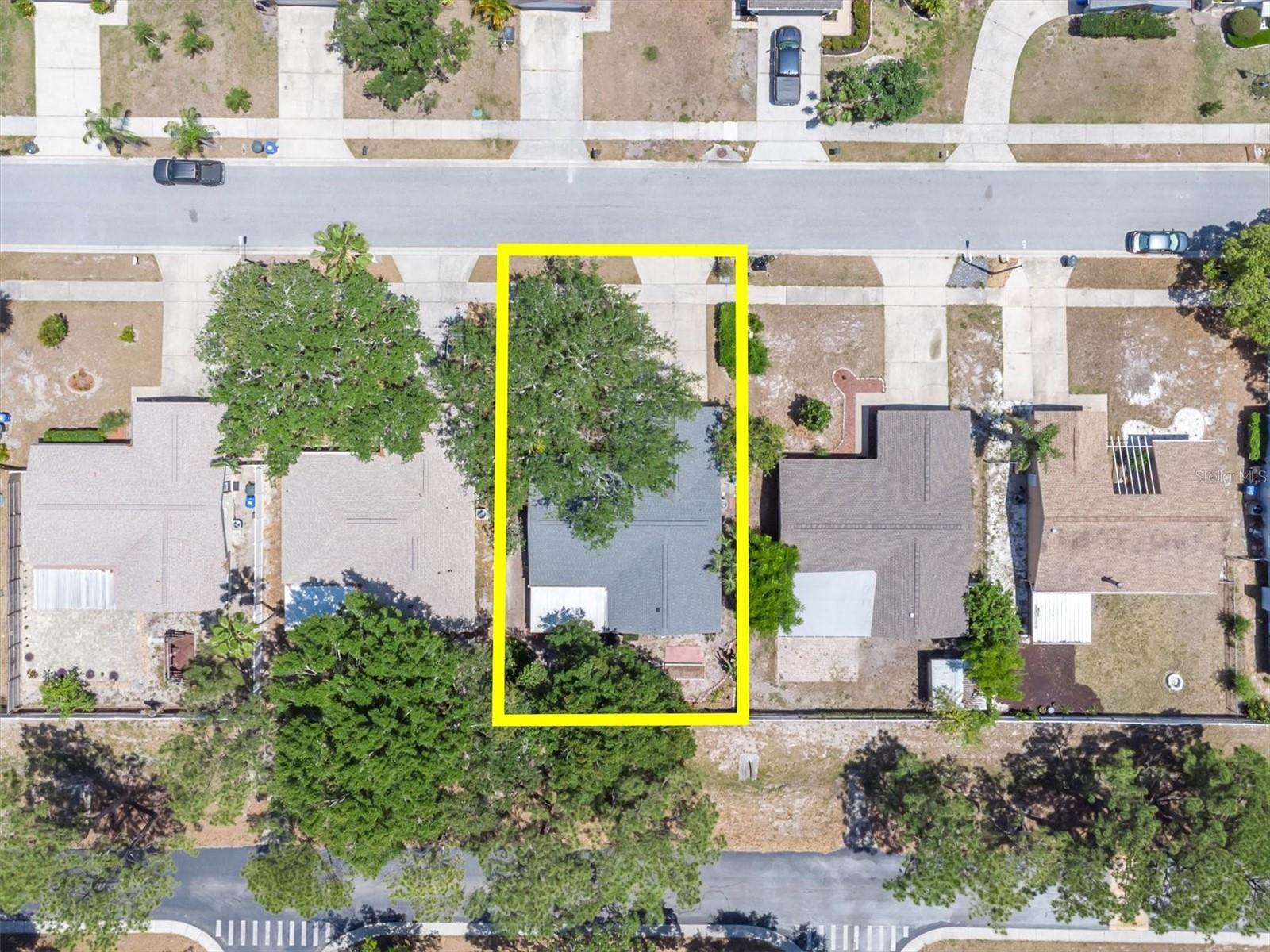 1428 CHESTERFIELD DR