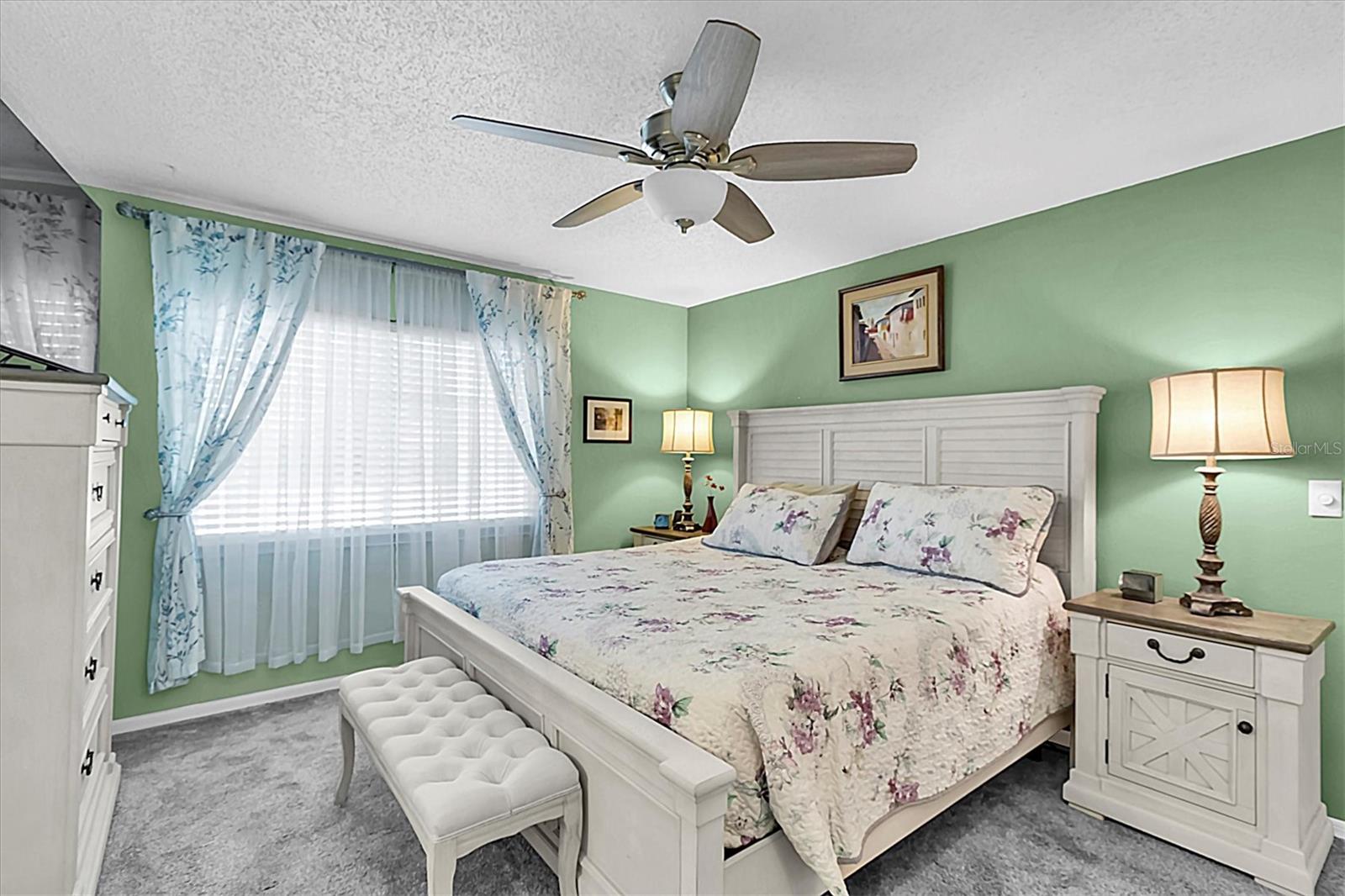 1428 CHESTERFIELD DR