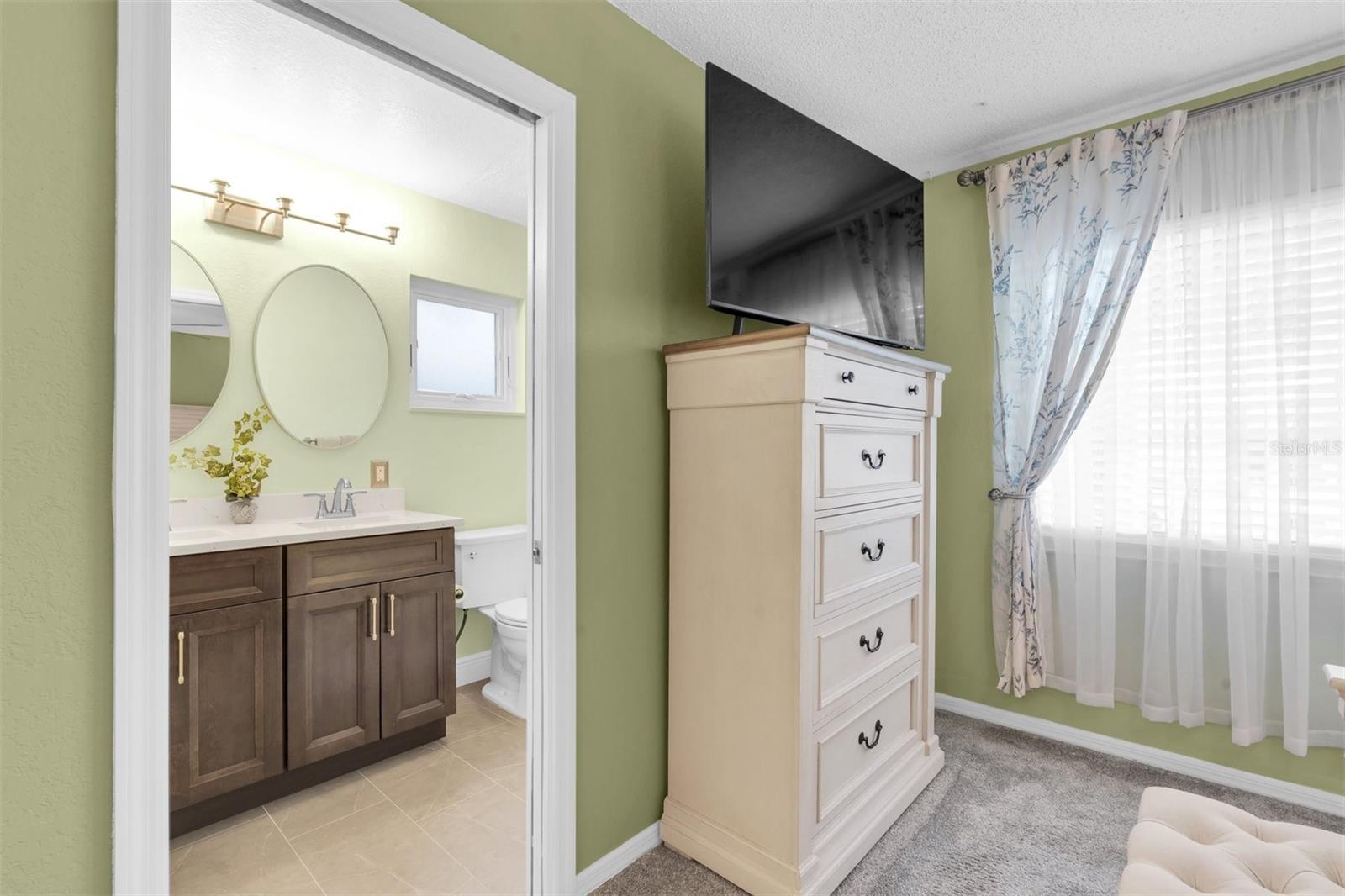 1428 CHESTERFIELD DR