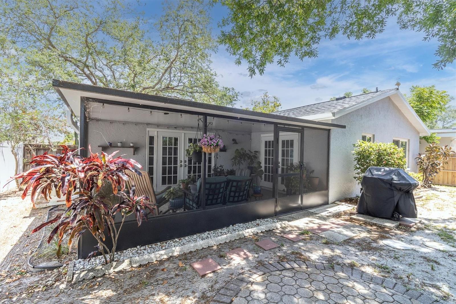 1428 CHESTERFIELD DR