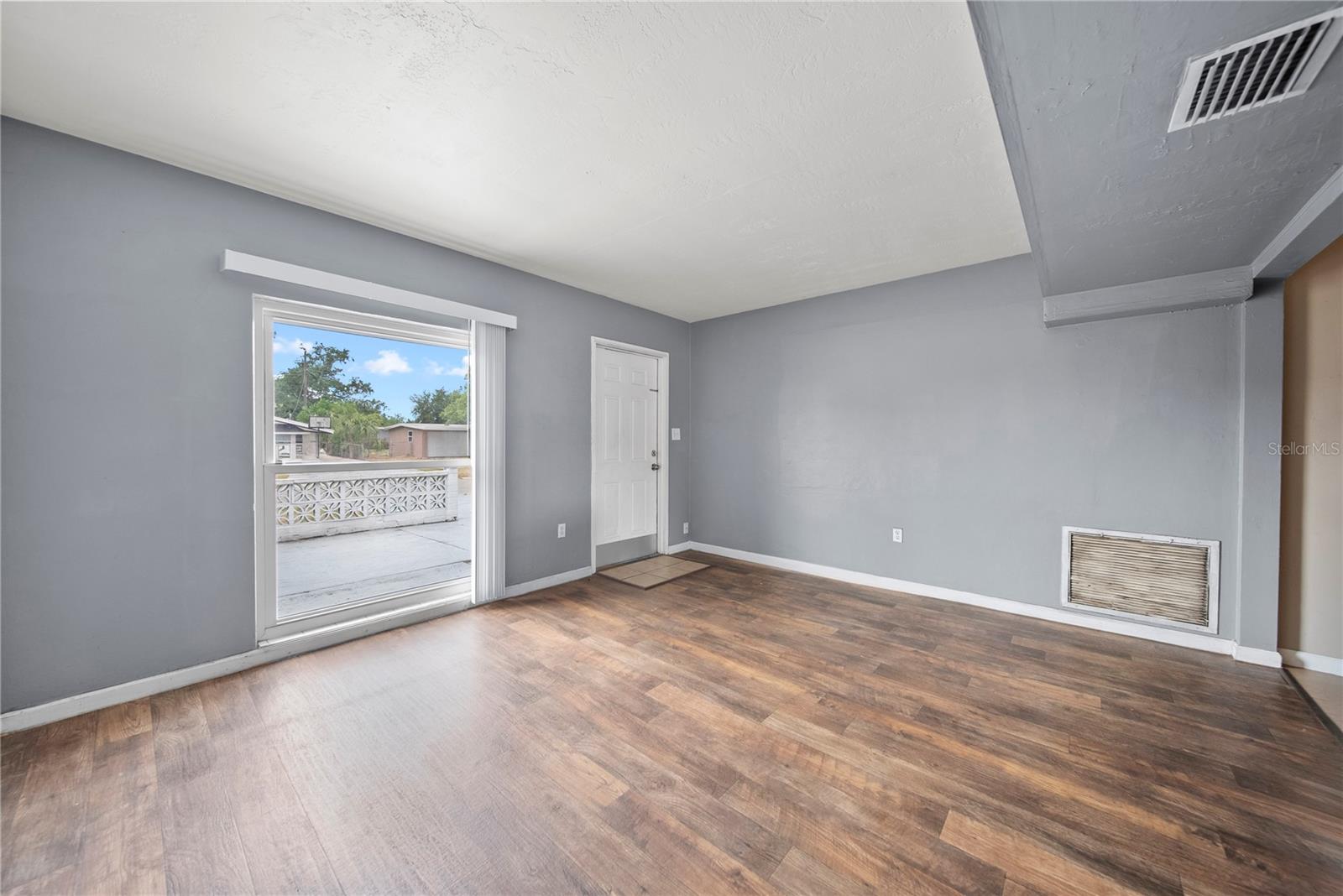 10602 CAMELIA DR