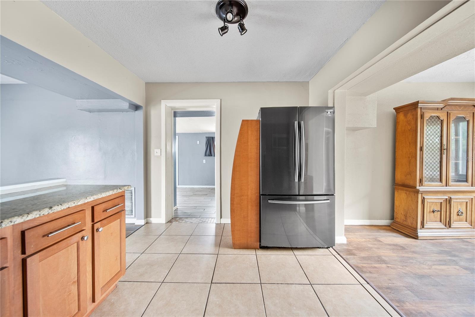 10602 CAMELIA DR