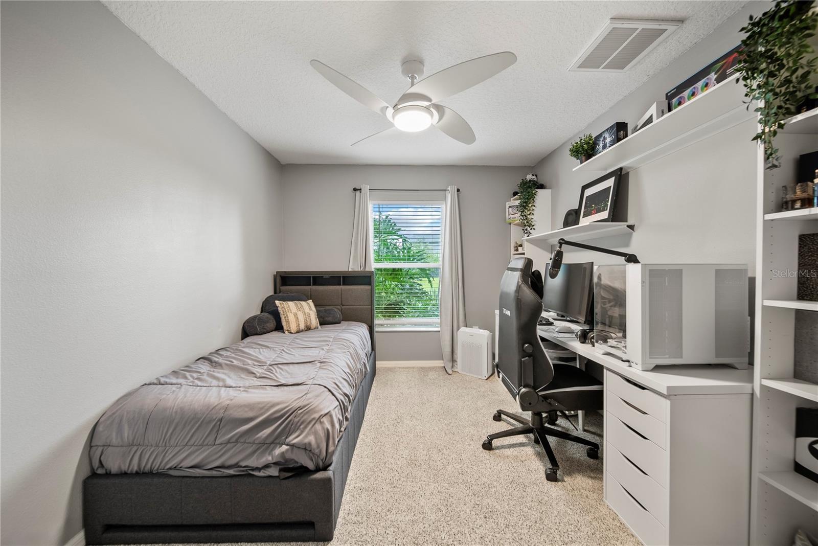 4512 POINTE O WOODS DR