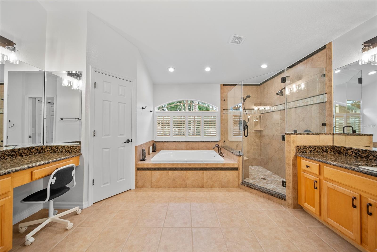 18004 AVALON LN