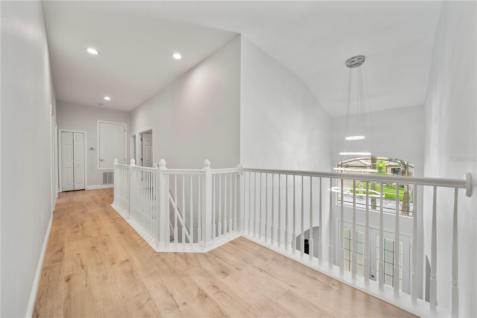 18004 AVALON LN