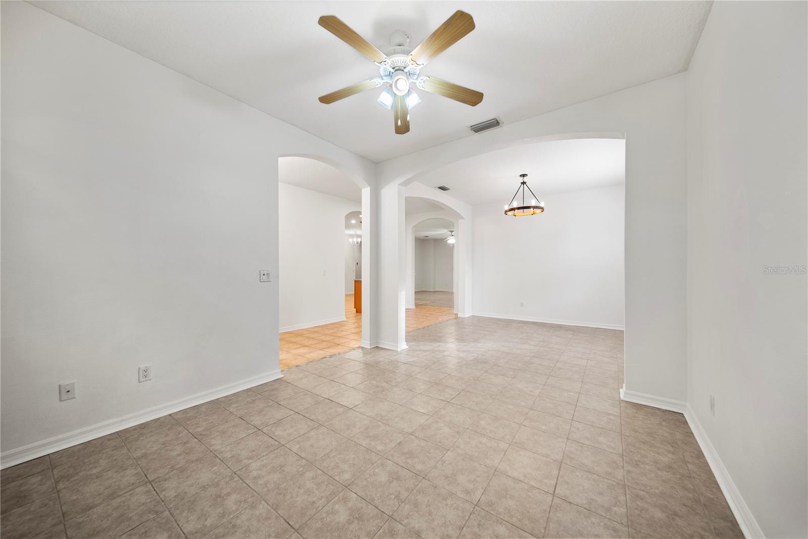 18214 STILLWELL LN