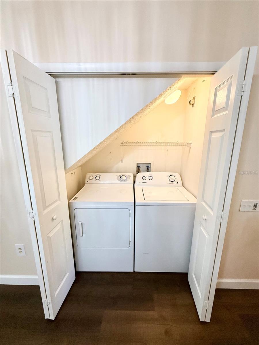 8654 HUNTERS KEY CIR