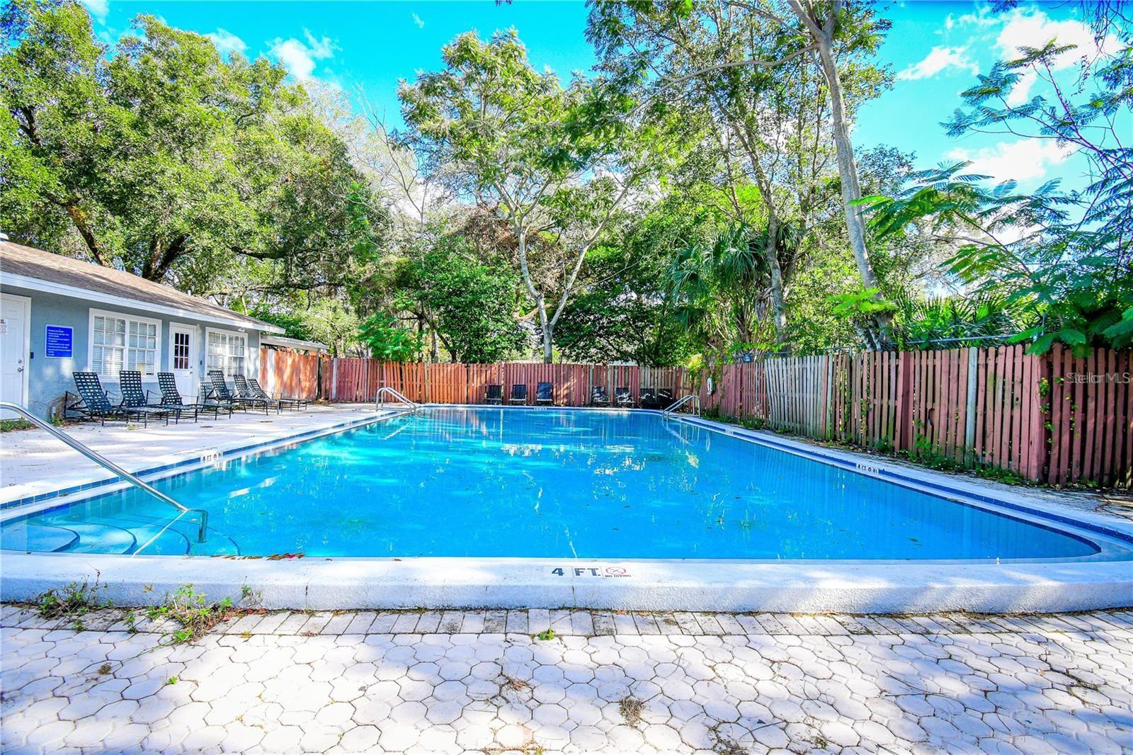 201 PINE VIOLET CT #202