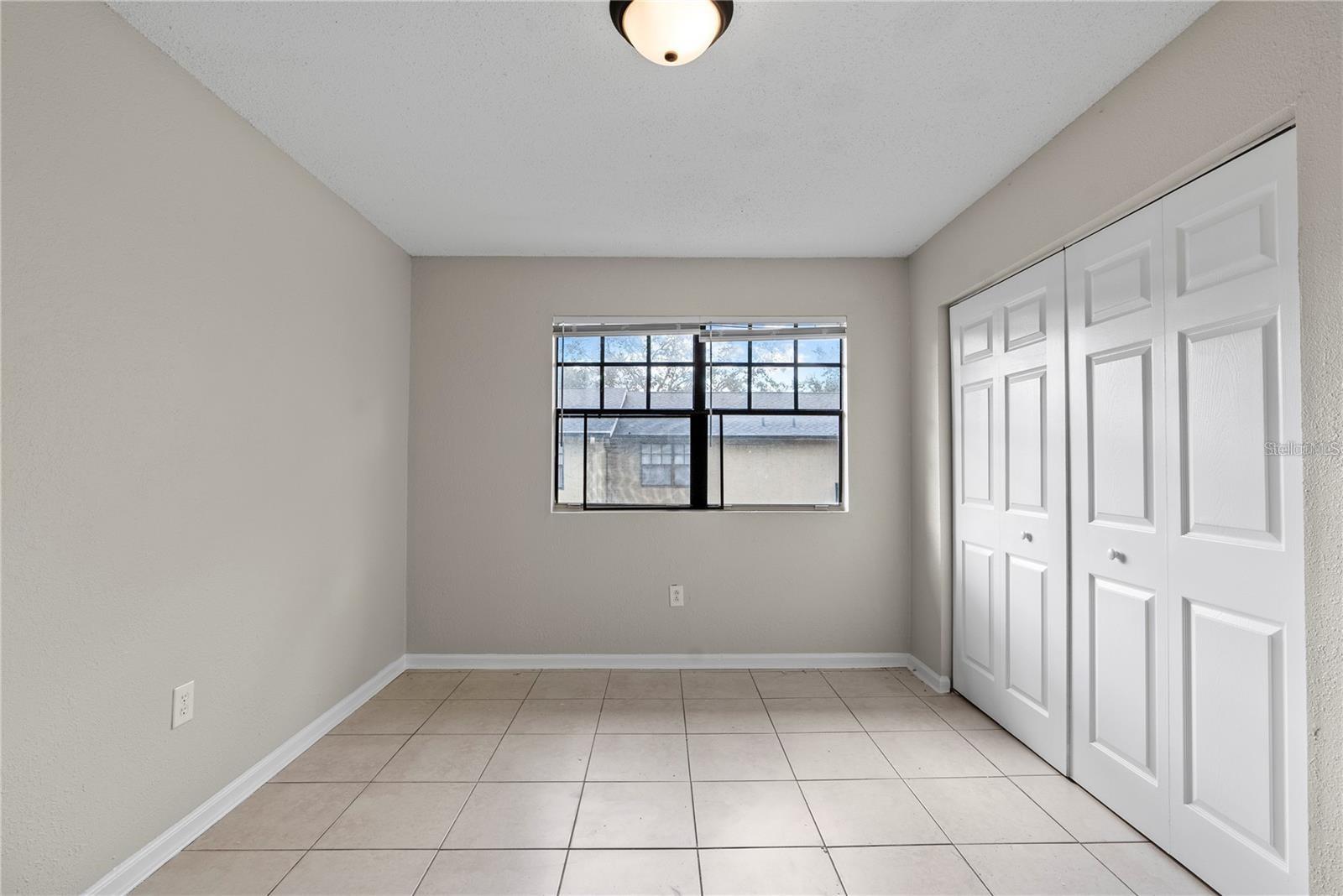 201 PINE VIOLET CT #202