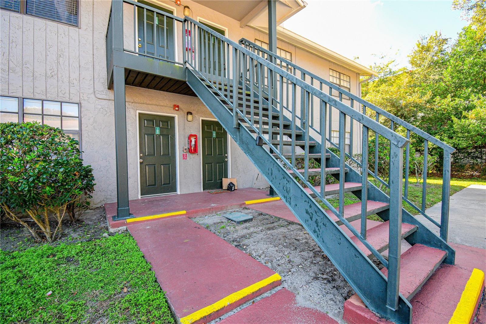 201 PINE VIOLET CT #202