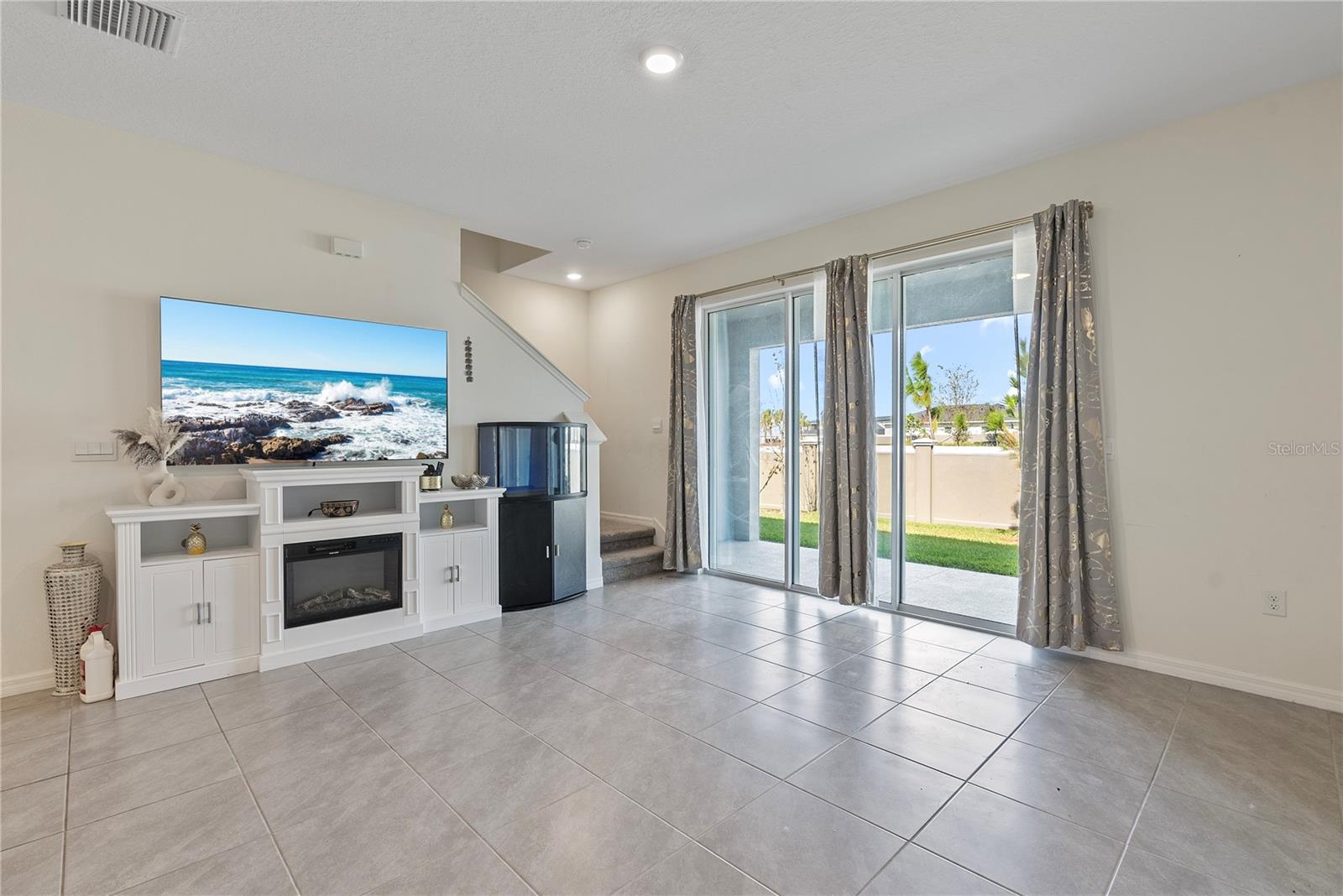 32395 TURTLE GRACE LOOP