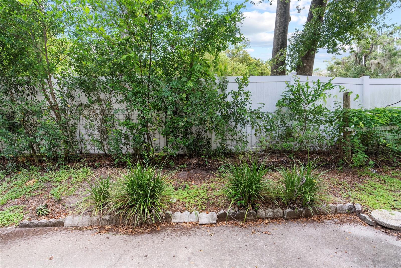 13548 EMBASSY PARK CT #26