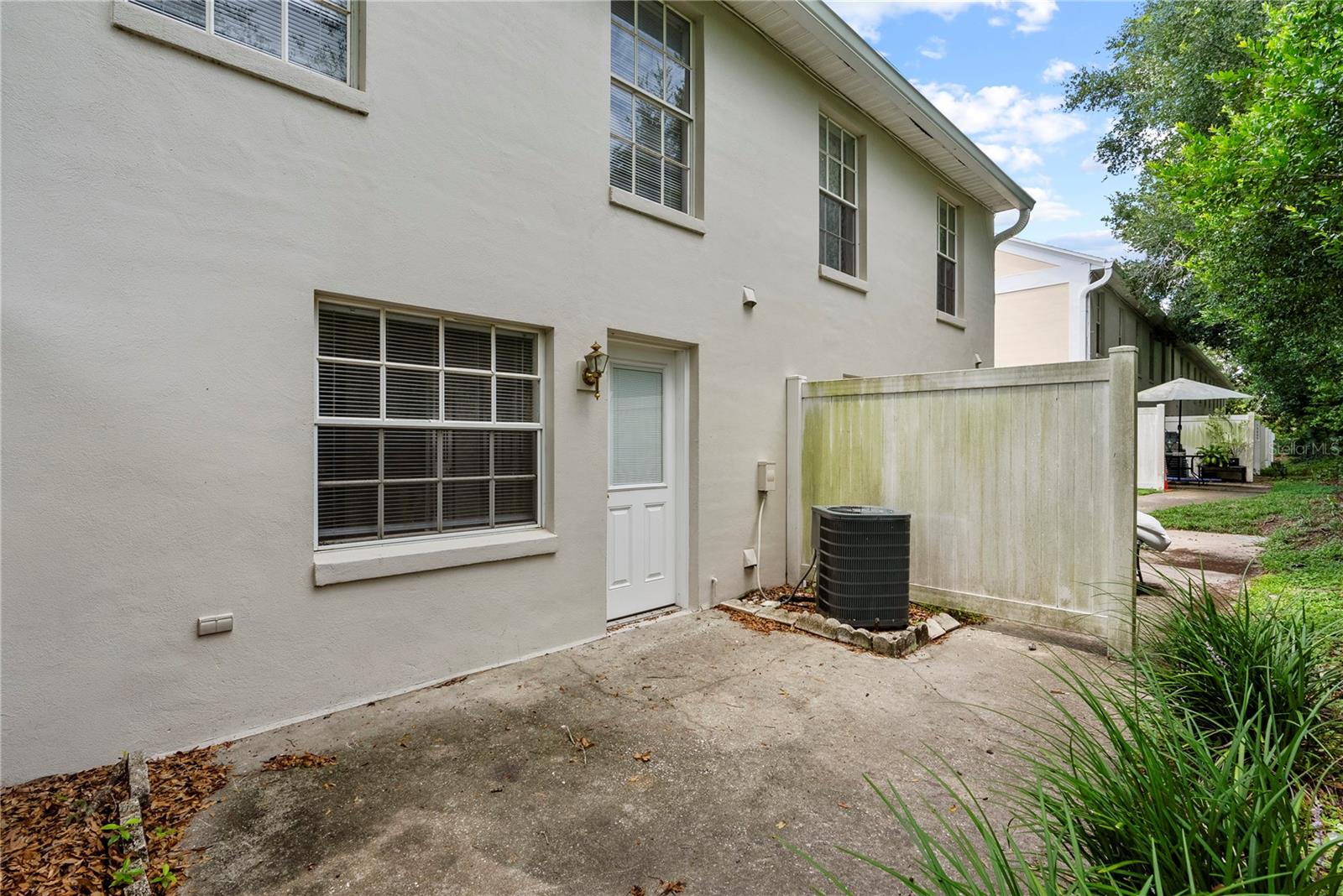 13548 EMBASSY PARK CT #26