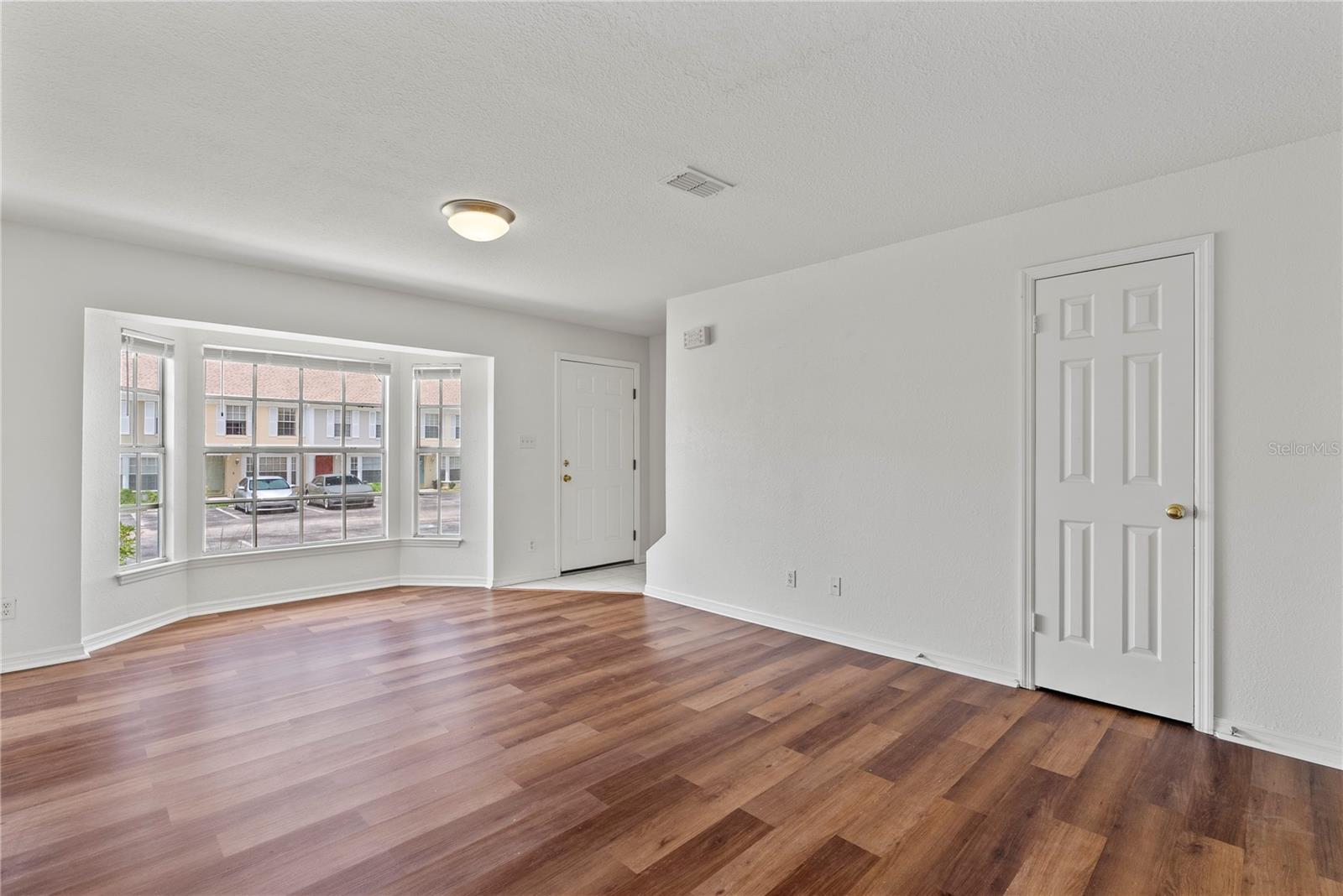 13548 EMBASSY PARK CT #26