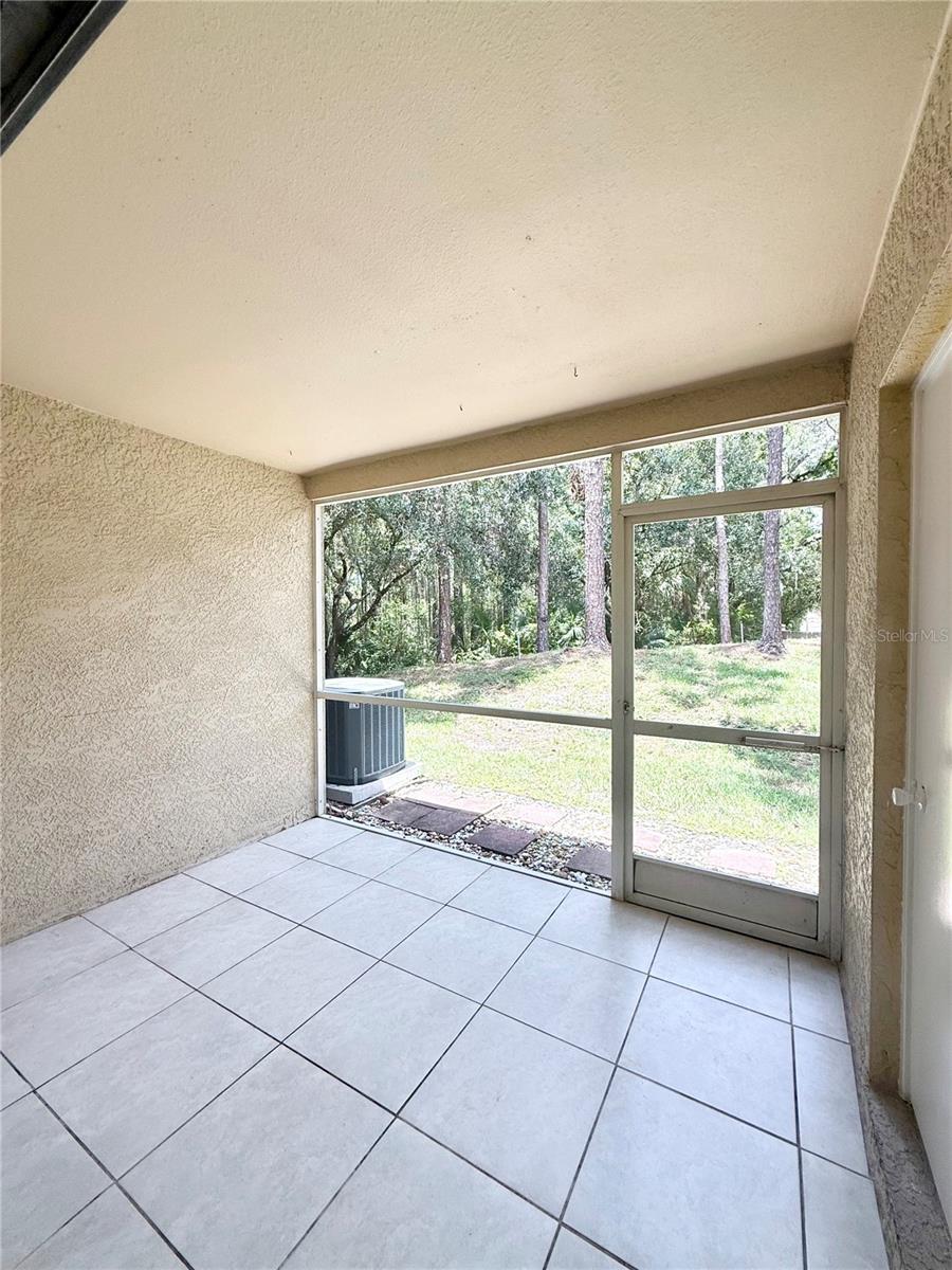 8556 HUNTERS KEY CIR