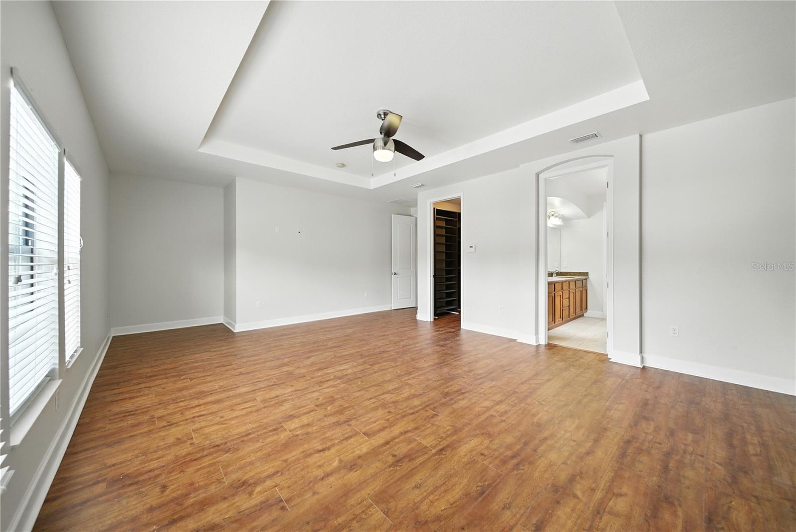 8209 DUNHAM STATION DR