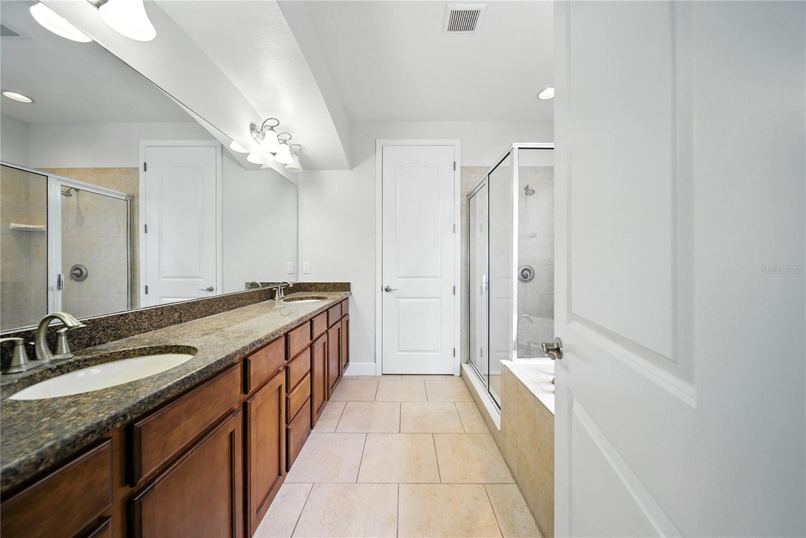 8209 DUNHAM STATION DR