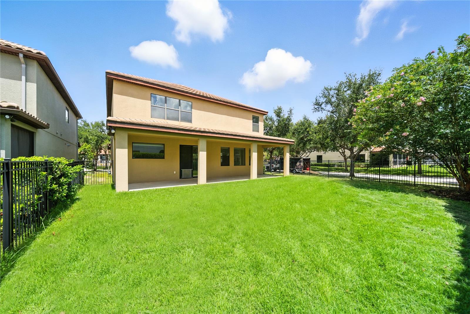 8209 DUNHAM STATION DR