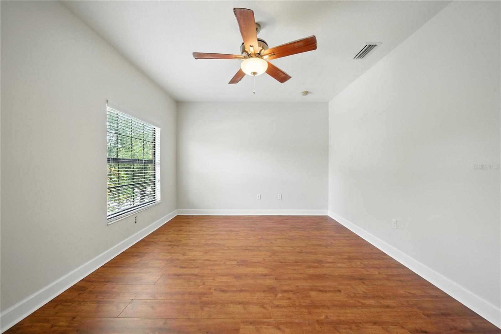 8209 DUNHAM STATION DR