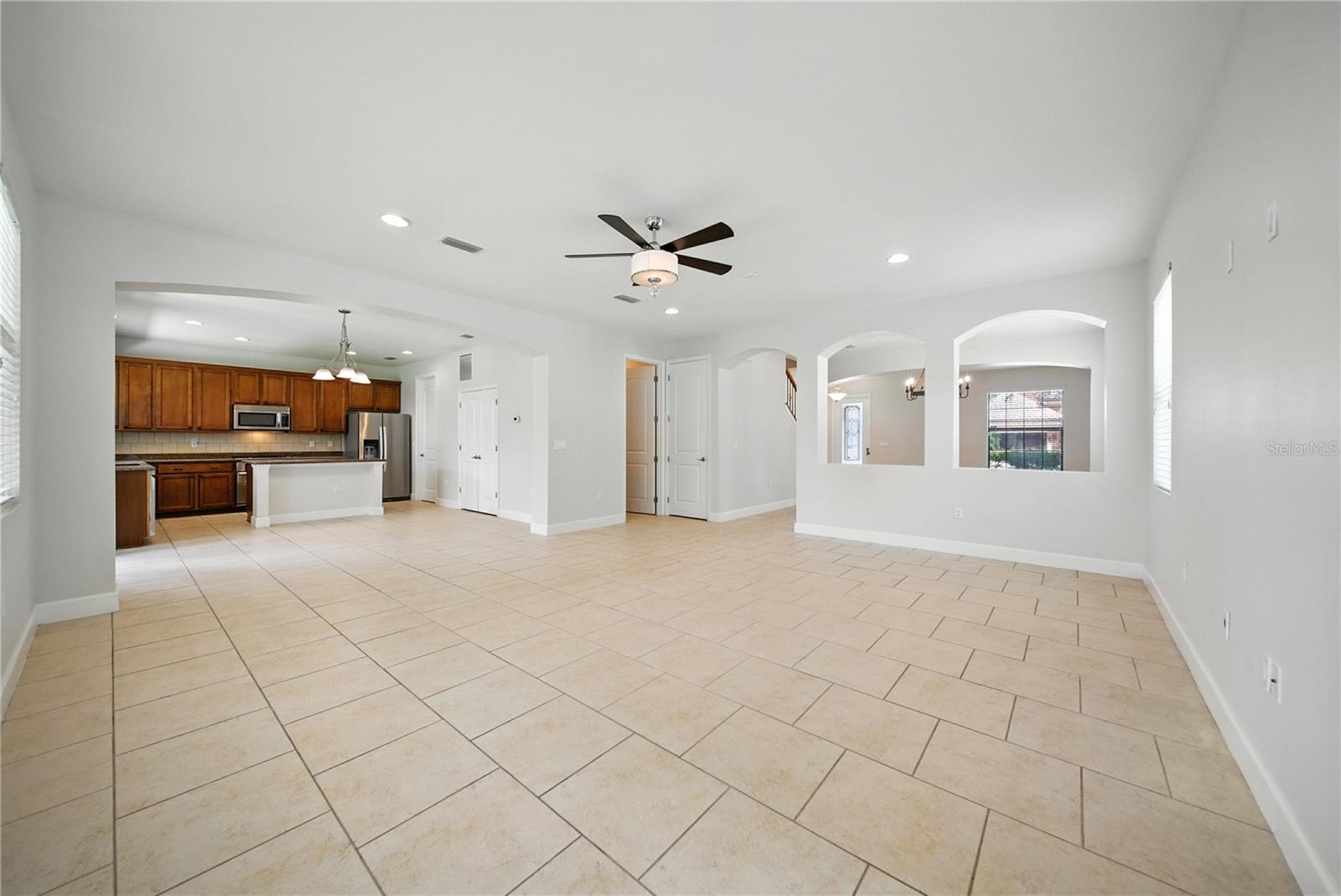 8209 DUNHAM STATION DR