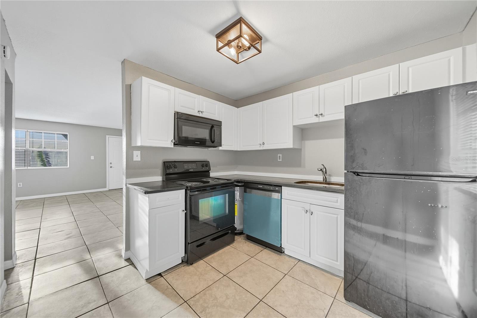 12401 OAK CEDAR PL #201