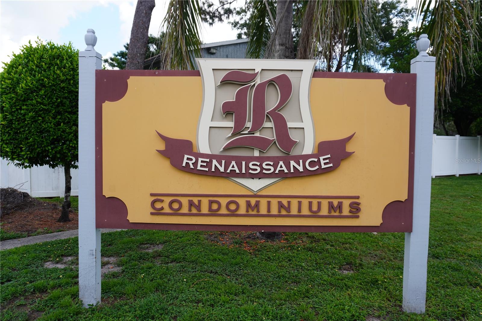 12401 OAK CEDAR PL #201