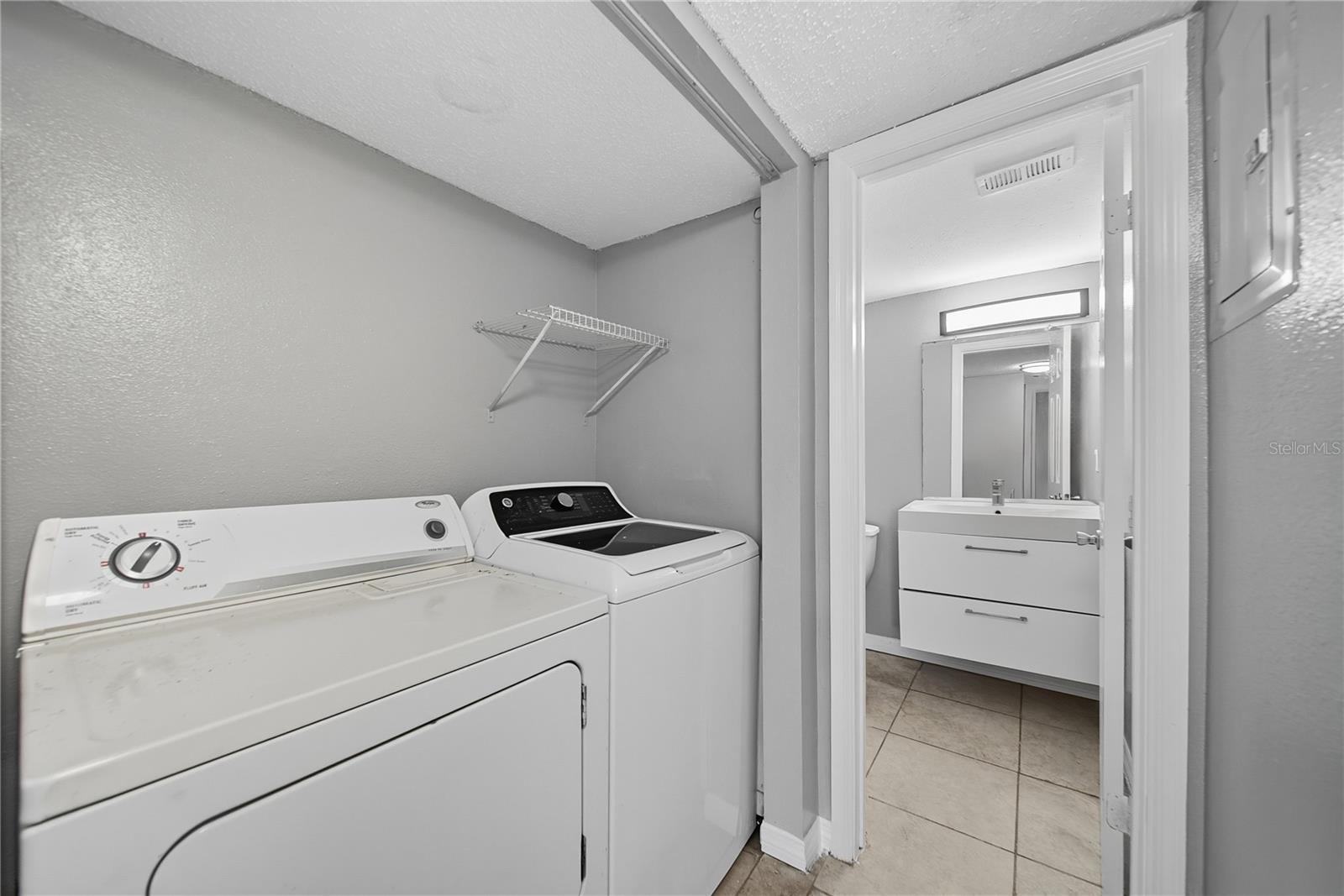 12401 OAK CEDAR PL #201