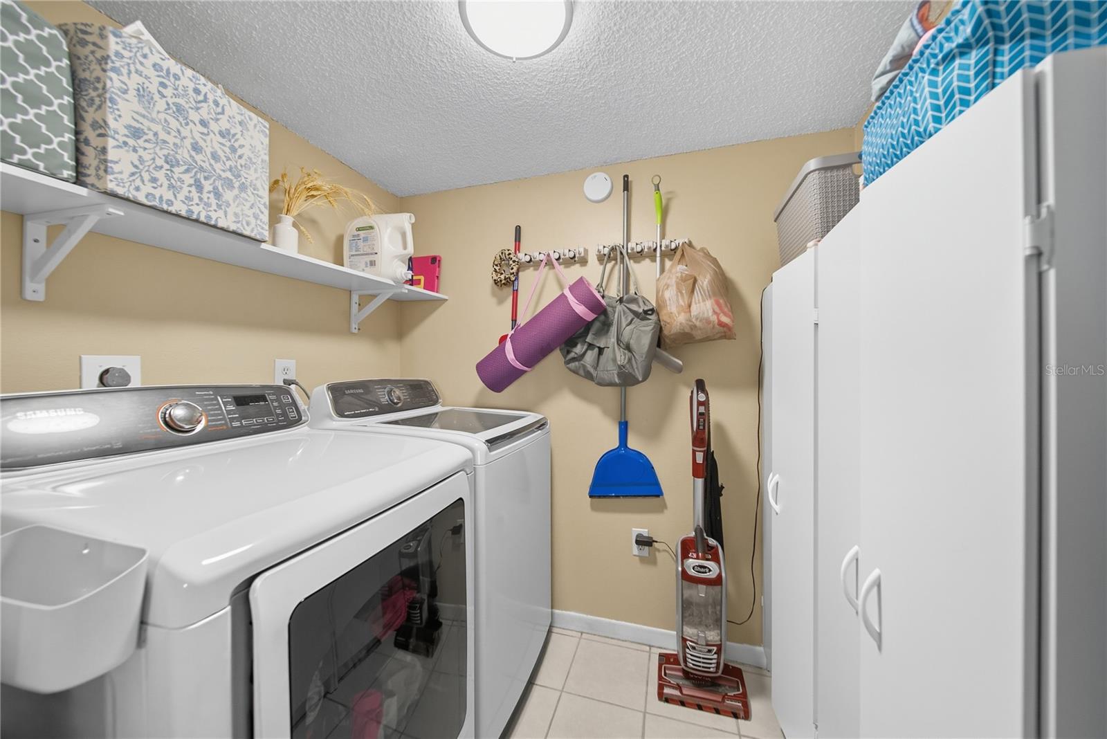 3100 LAKE PINE WAY #A2