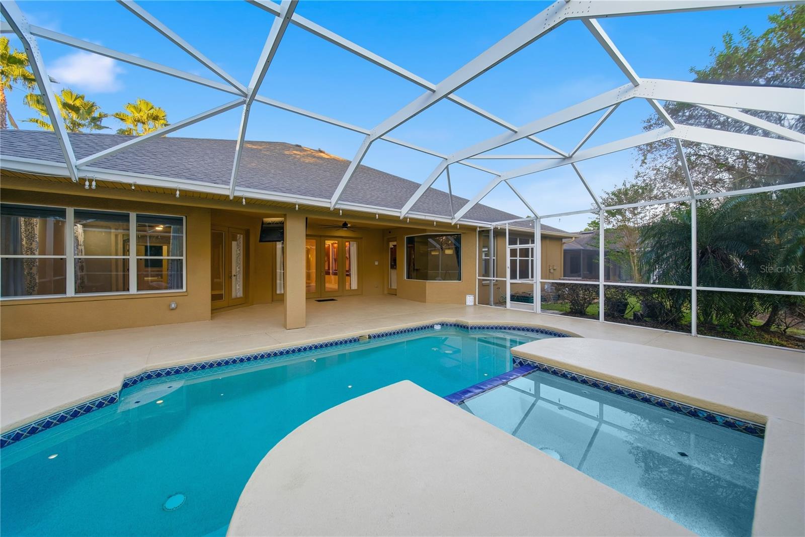 19238 CLIMBING ASTER DR