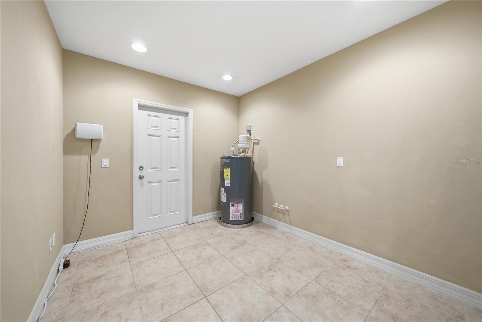 19238 CLIMBING ASTER DR