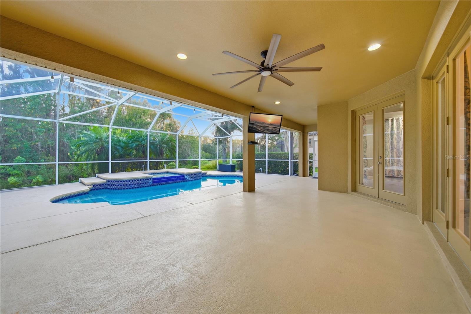 19238 CLIMBING ASTER DR