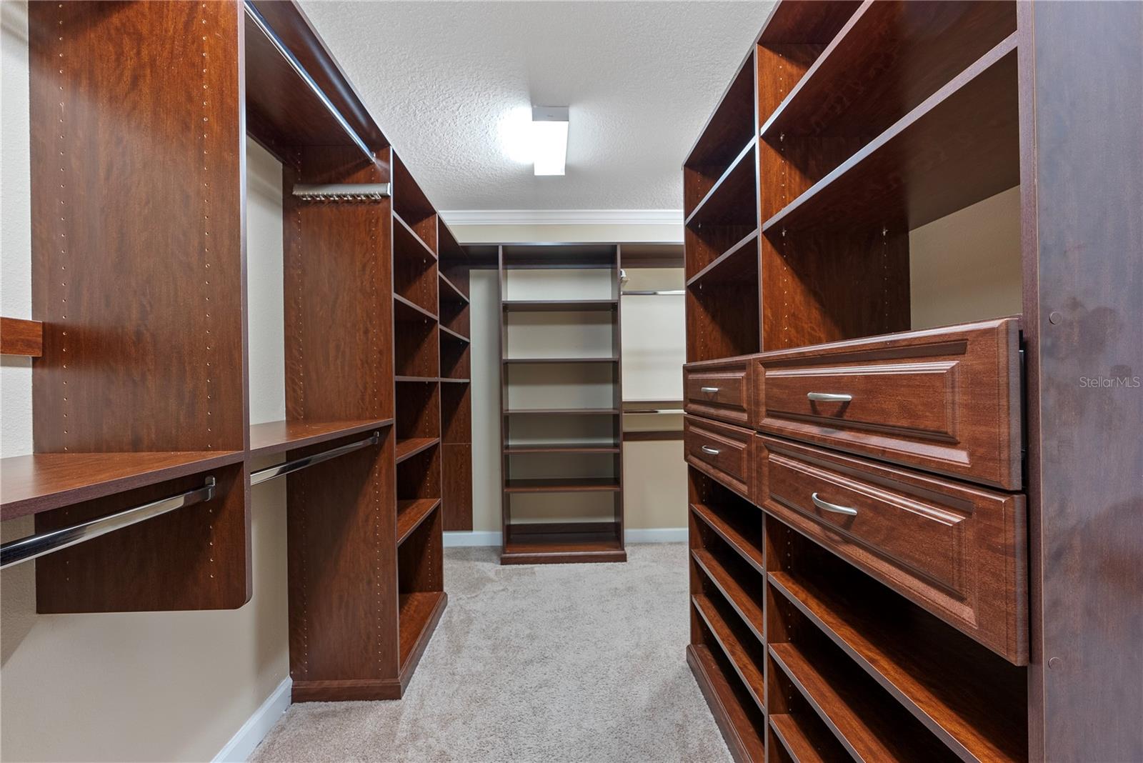 19342 PADDOCK VIEW DR