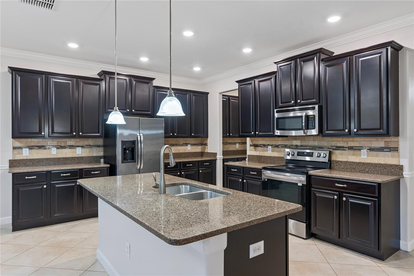 19342 PADDOCK VIEW DR