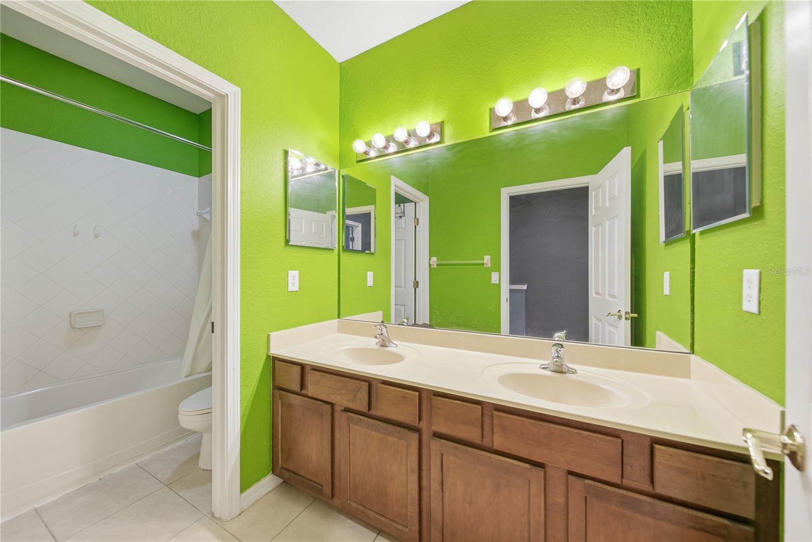 27036 COOL STREAM LN