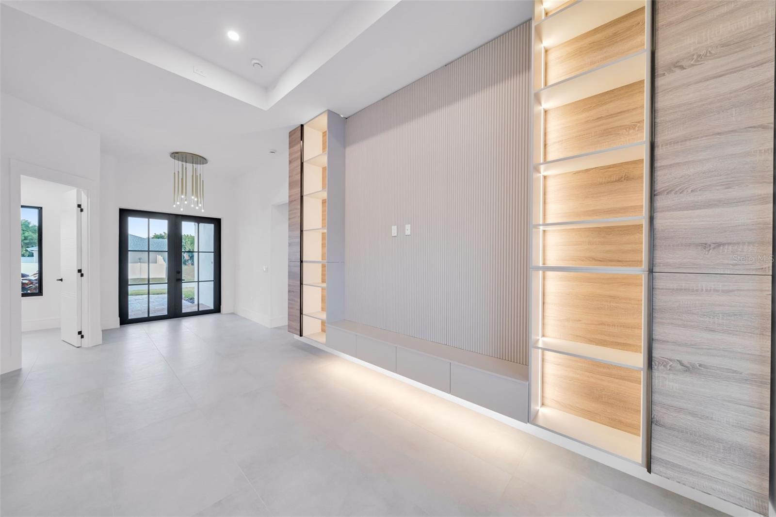 836 SW 36TH TER