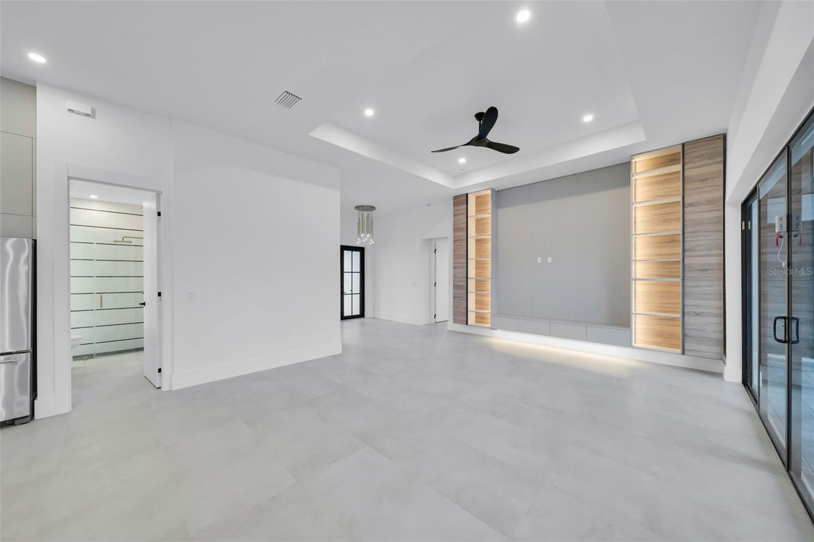 836 SW 36TH TER