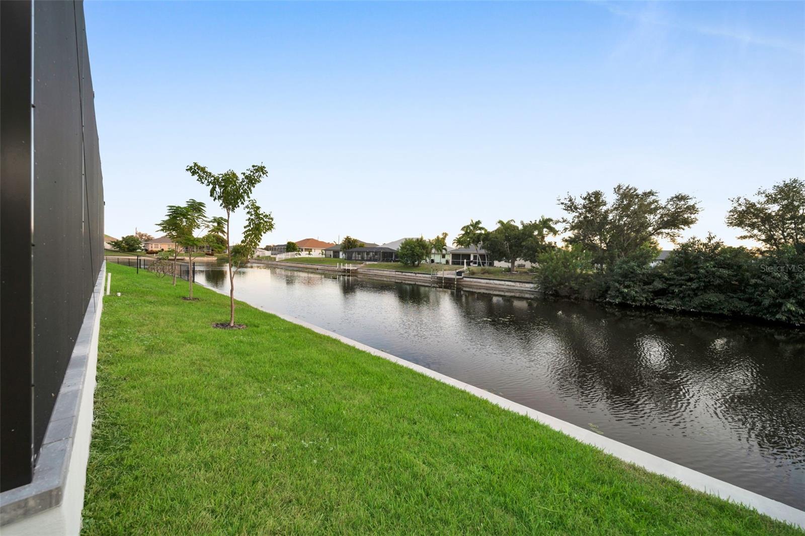 836 SW 36TH TER